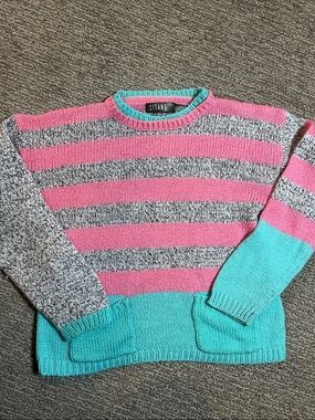 Titan Colorblock Crewneck Sweater in Pink, Mint & Gray
